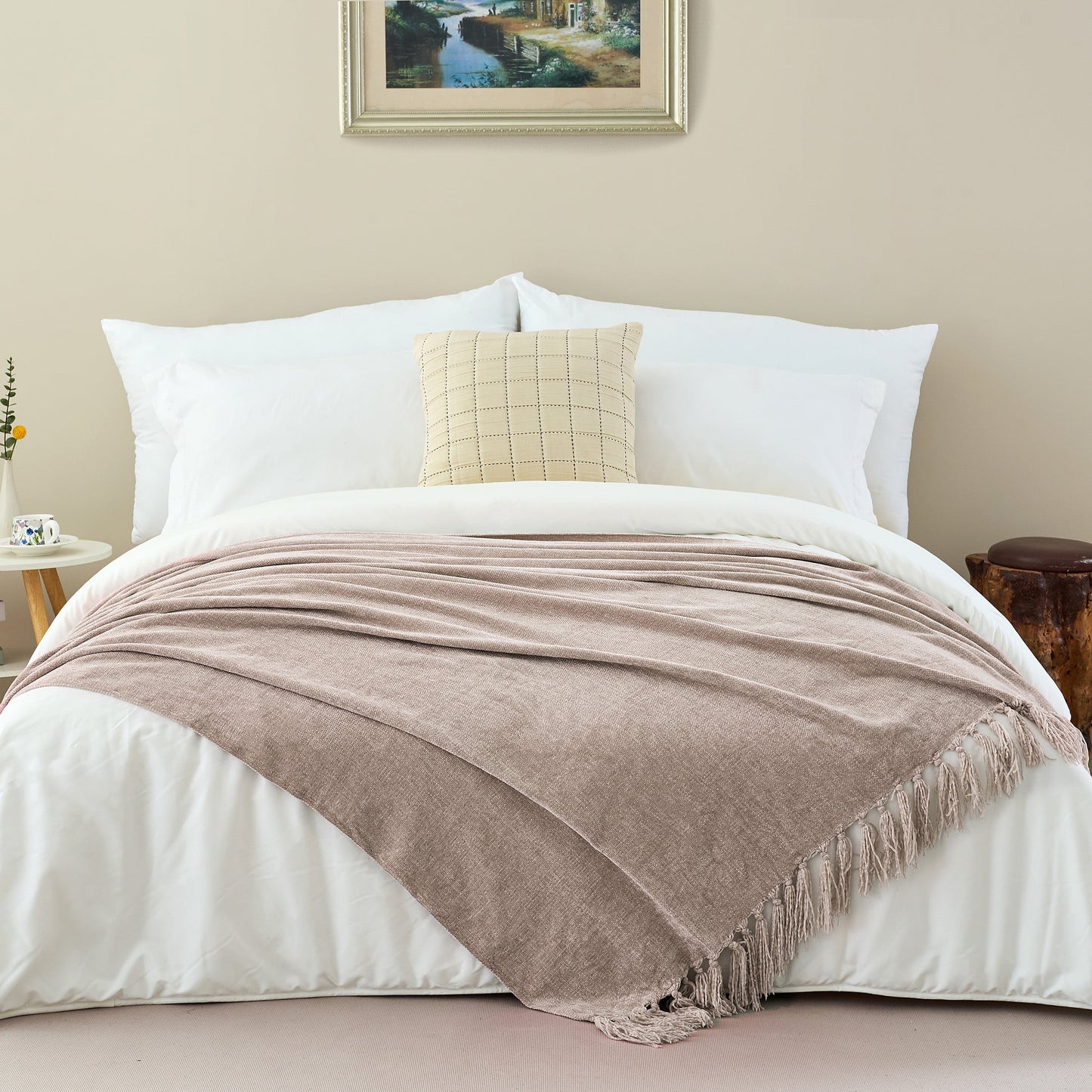 Cozy Up Your Home with Our Luxurious Boho Farmhouse Chenille Throw Blanket in Soft Taupe – Perfect for Sofa, Bed, or Chair!